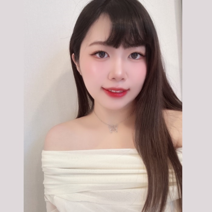 張尹薰照片